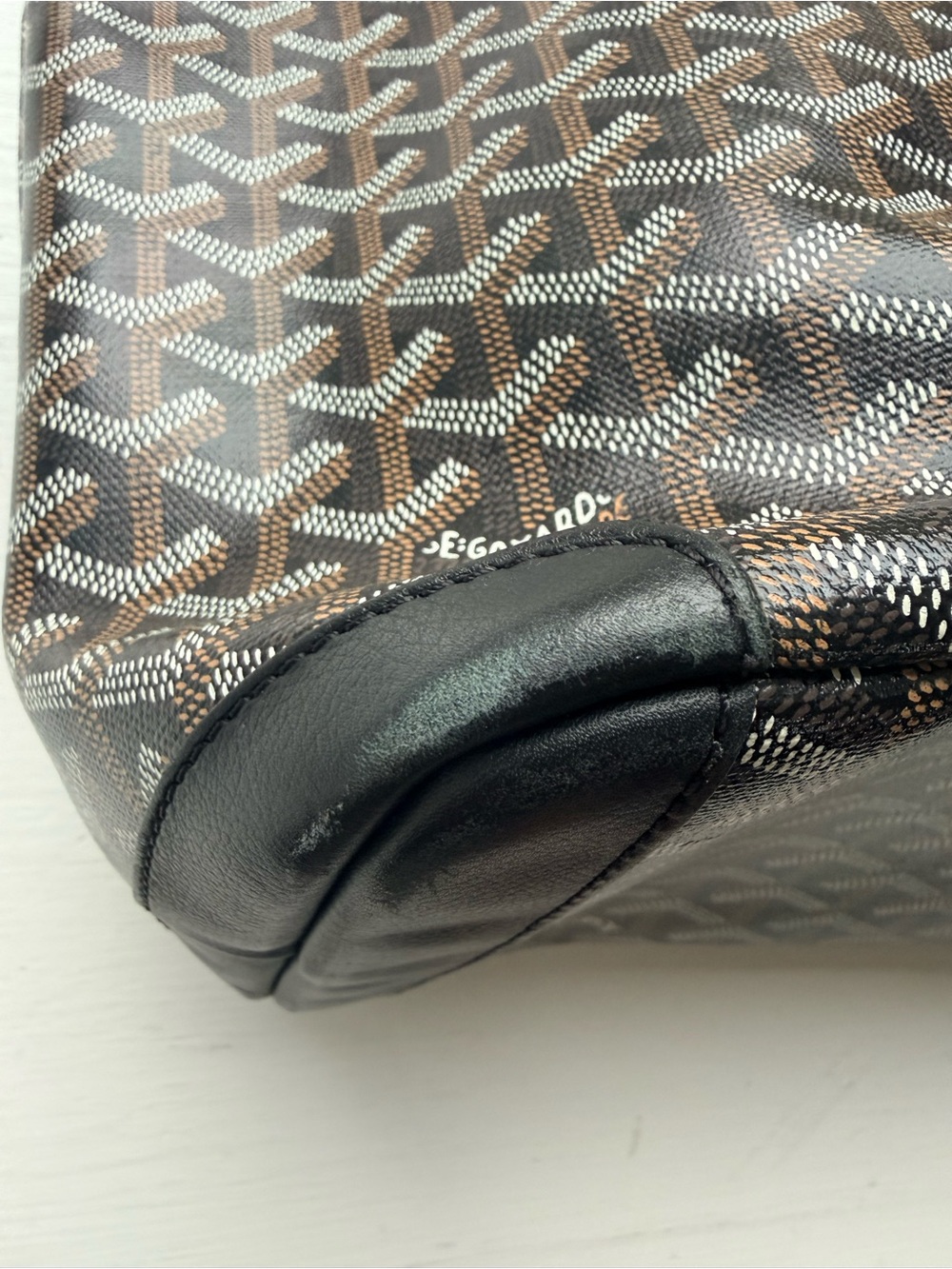 Goyard Artois MM - Picture 10 of 15